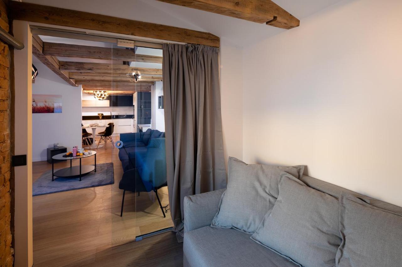 Merkela Loft Apartment Beside Vermanes Park Riga Extérieur photo
